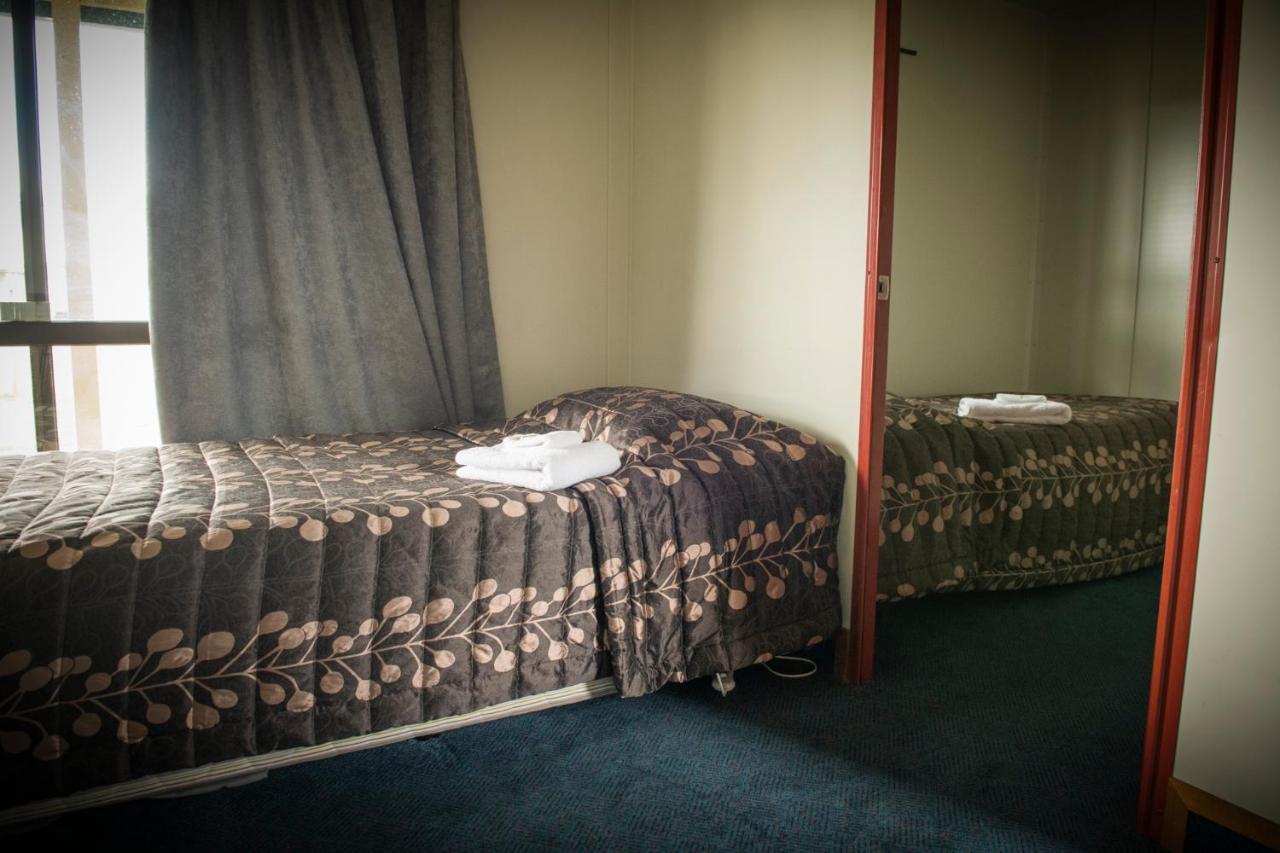 Rangiora Eco Holiday Park Fernside Exterior foto