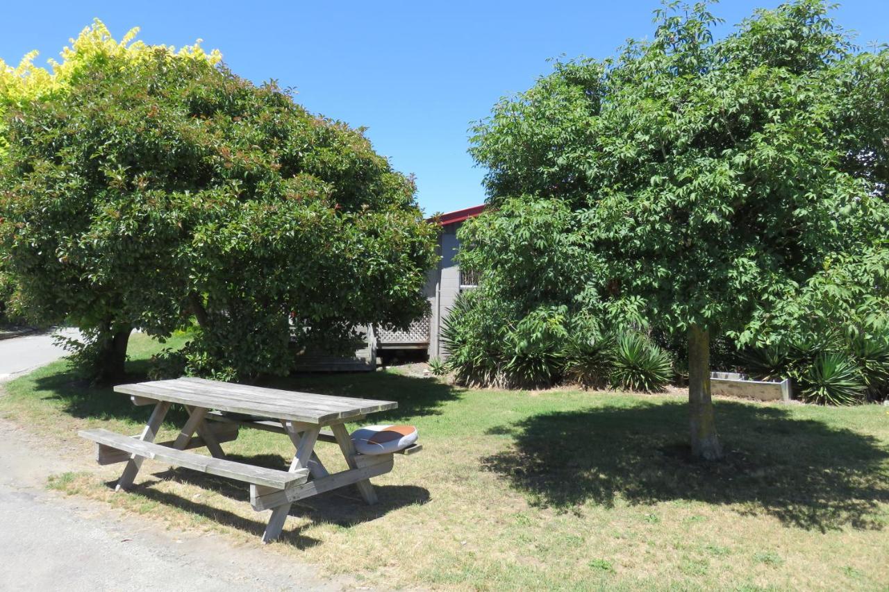 Rangiora Eco Holiday Park Fernside Exterior foto